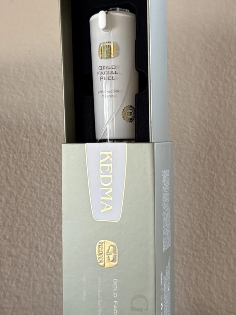 ✨Kedma Gold Facial Peel W Dead Sea Minerals 1.35fl 0z MSRP $299✨